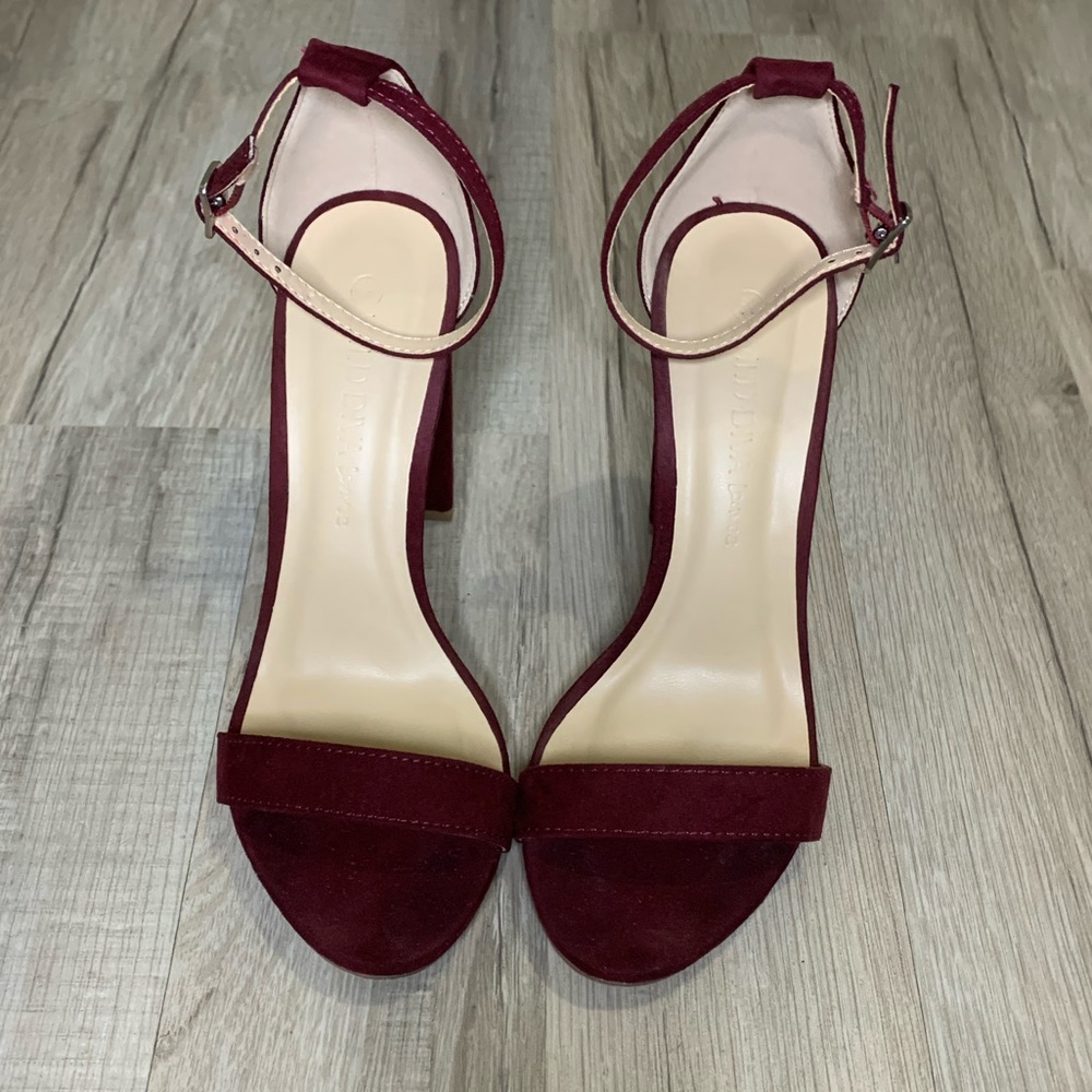 Burgundy suede heel